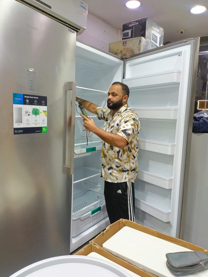 صيانة ثلاجة عمودية إنفرتر في جدة