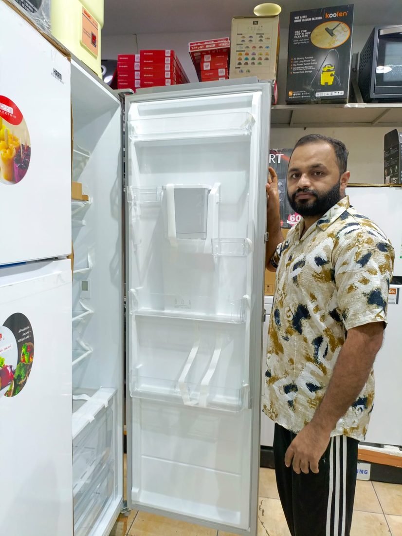 صيانة وتنظيف ثلاجة منزلية في جدة
